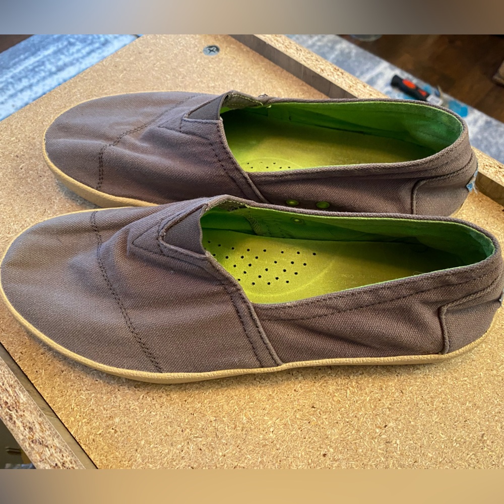TOMS Men 8.5